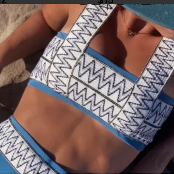 Elysiian Elysiian Blue Catalina Bikini Top Made in Los Angeles Size Medium - Picture 1 of 7